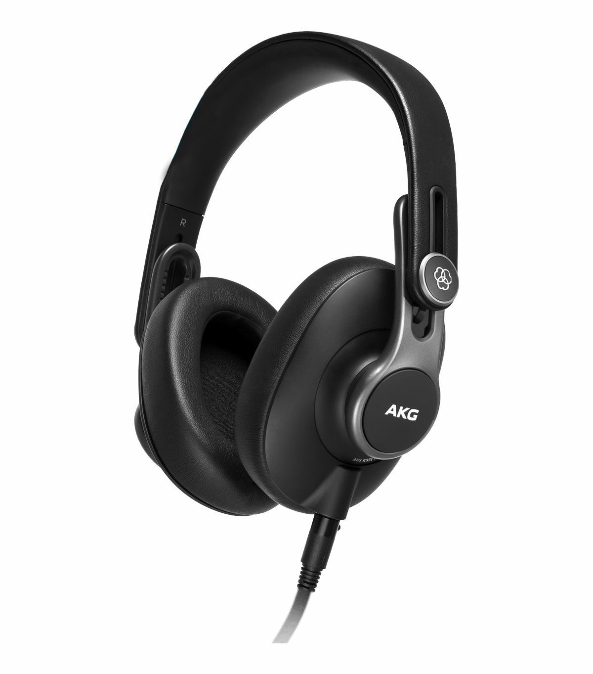 AKG K371 Scandinavian Photo